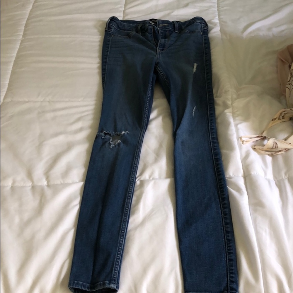 Hollister jeans